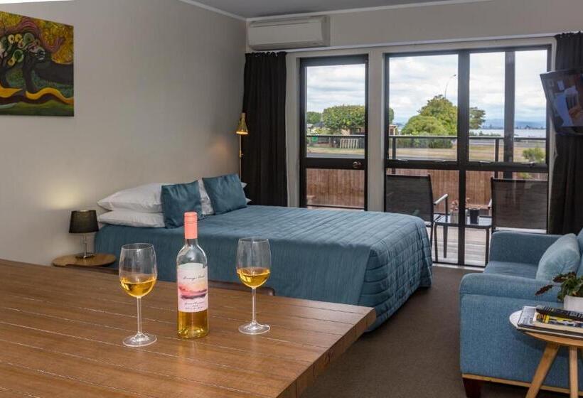 침실 1개 디럭스 아파트, Le Chalet Suisse Motel Taupo