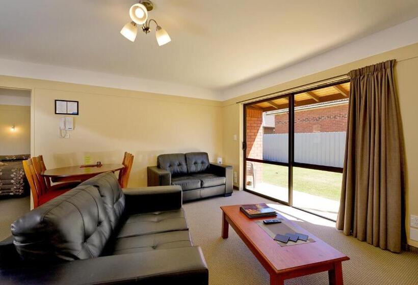 Апартаменты 2 Спальни, Mosgiel Regency Motel