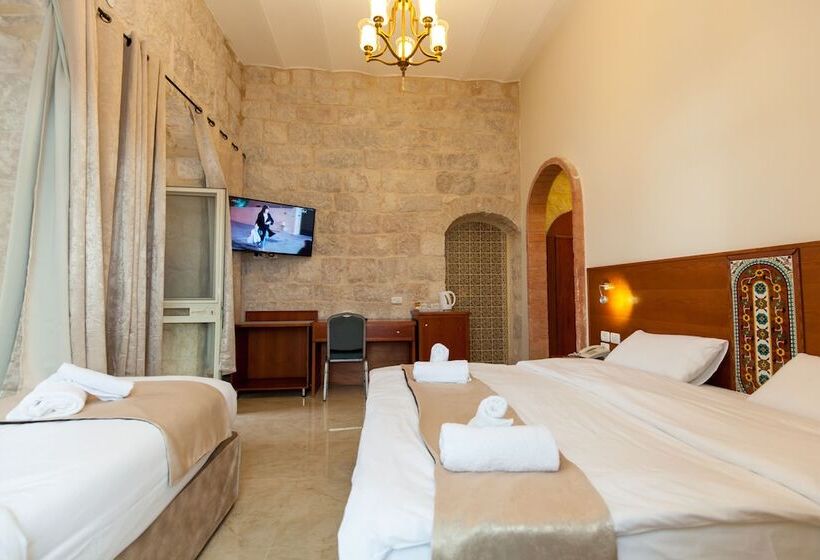 Standard Triple Room, Azzahra Boutique Hotel & Restaurant   Jerusalem