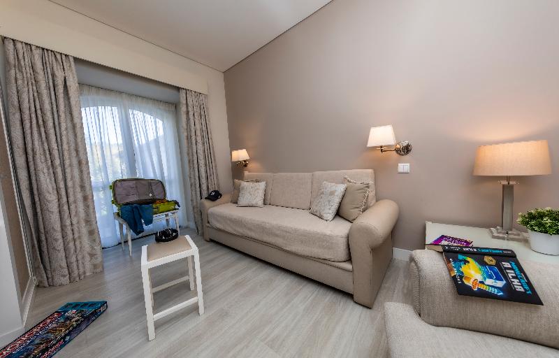 Номер Стандарт, Campanile Toulouse Sesquieres