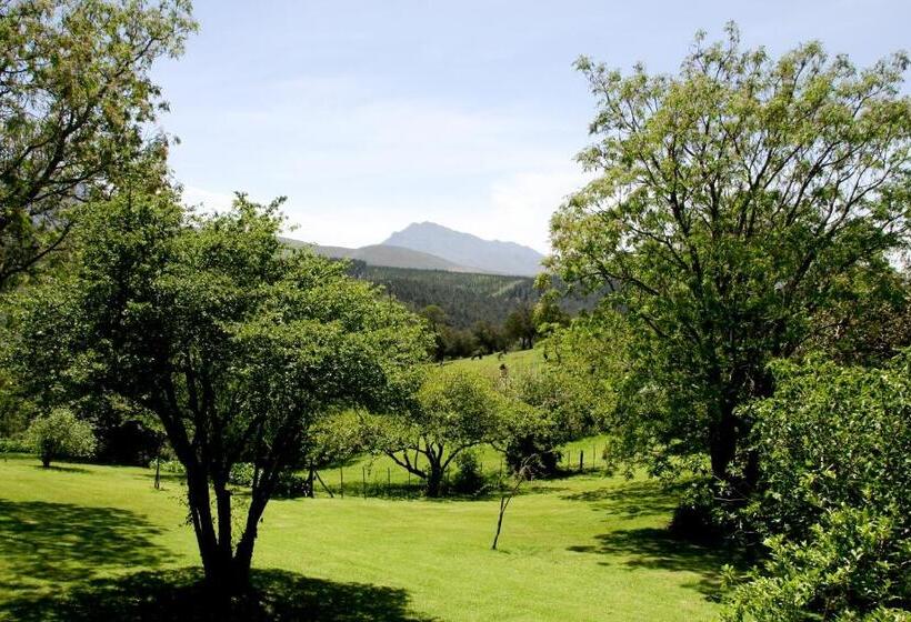 샬레, Eight Bells Mountain Inn