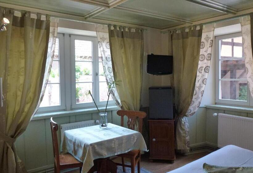 Номер Стандарт, La Cour Du Bailli Suites & Spa