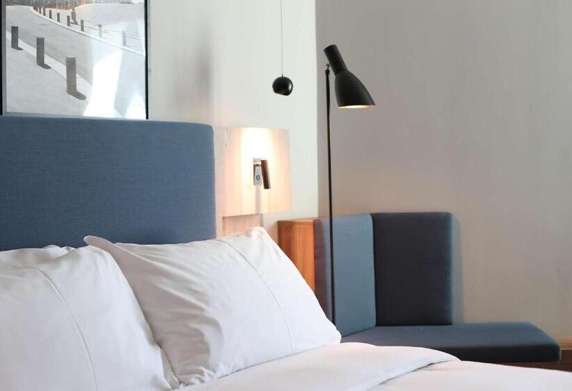프리미엄 룸, Radisson Hotel Nice Airport