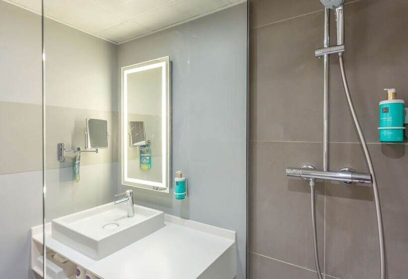 غرفة تنفيذية, Novotel Bourges