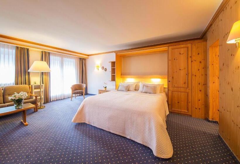 اتاق لوکس با چشم‌انداز, Europa Suites St Moritz