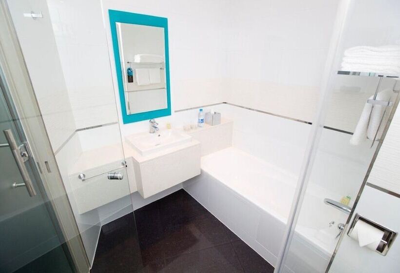 اتاق استاندارد, Southern Sun Waterfront Cape Town