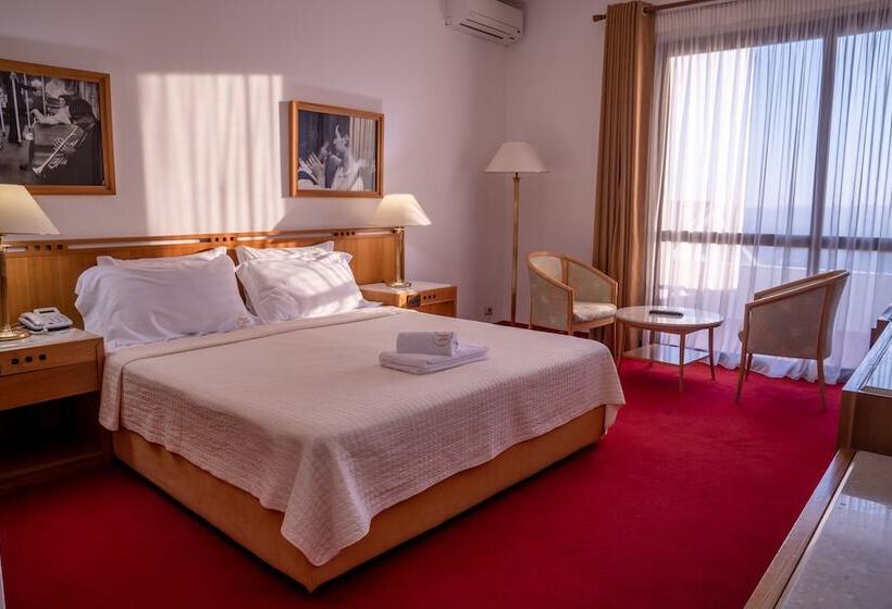 高级单人间, Chateau Linza Resort