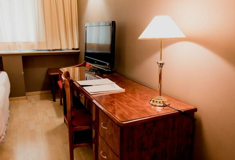 اتاق استاندارد چهار تخته, Sercotel Delfos Andorra