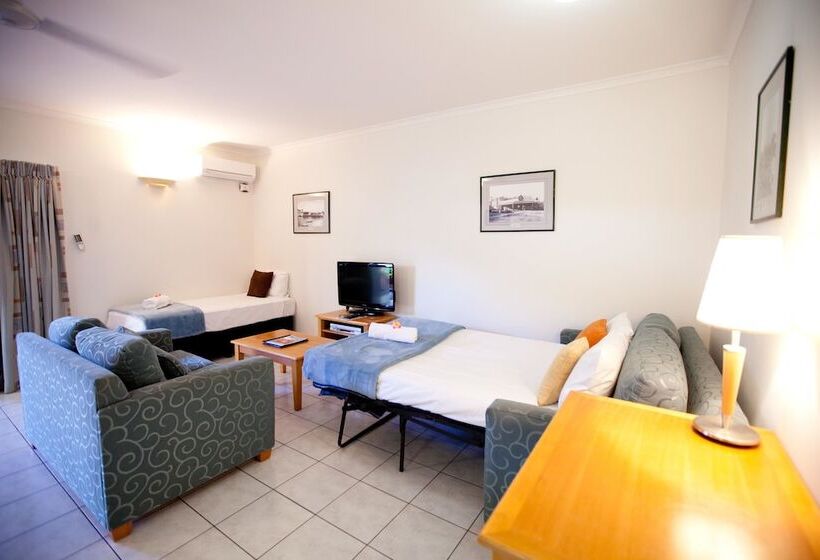 Family Suite, Trinity Beach Pacific