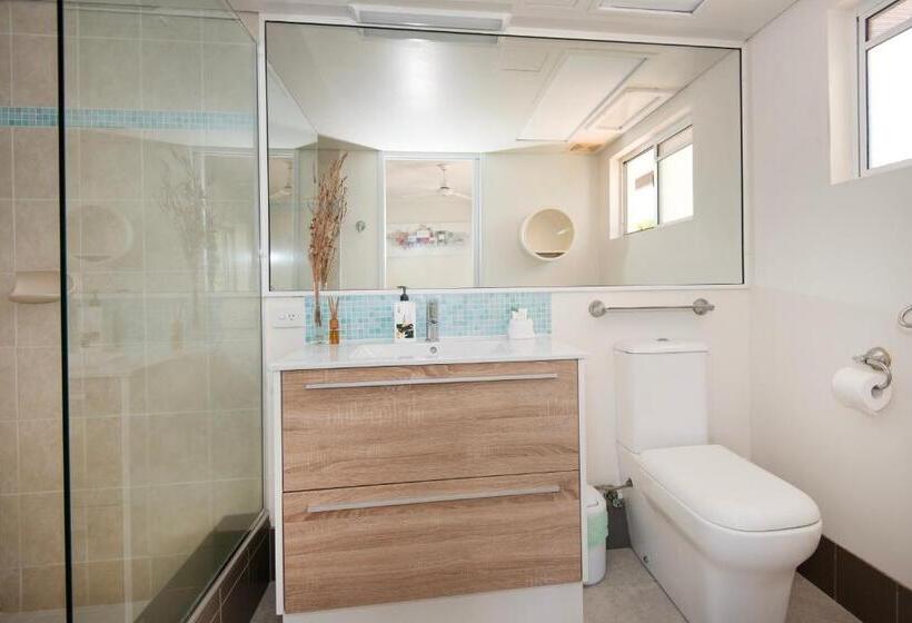 Апартаменты Superior 1 Спальня, Golden Sands Beachfront Resort