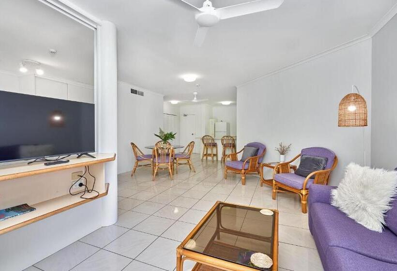 Апартаменты 1 Спальня с Видом, Golden Sands Beachfront Resort
