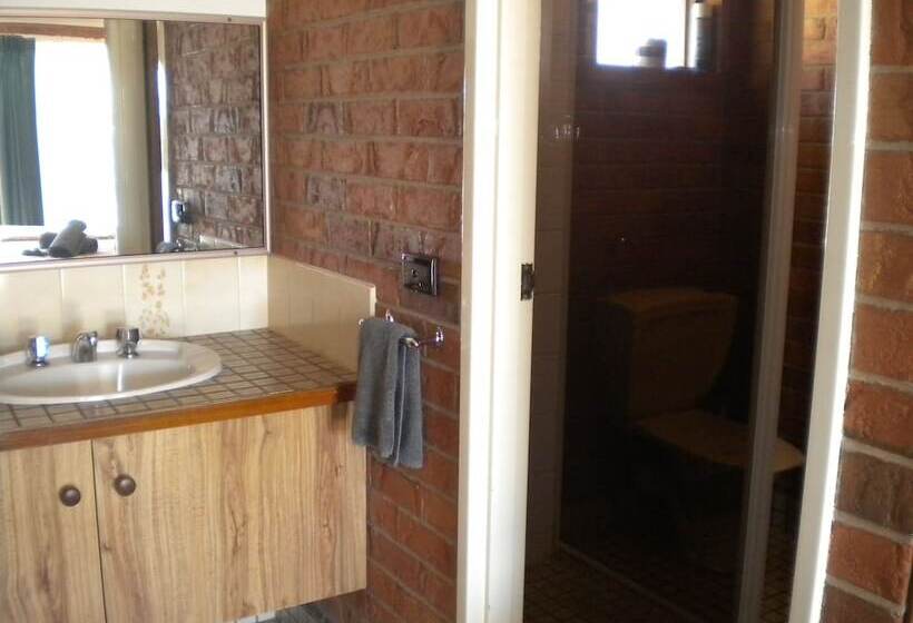 Номер Стандарт, Moama Central Motel