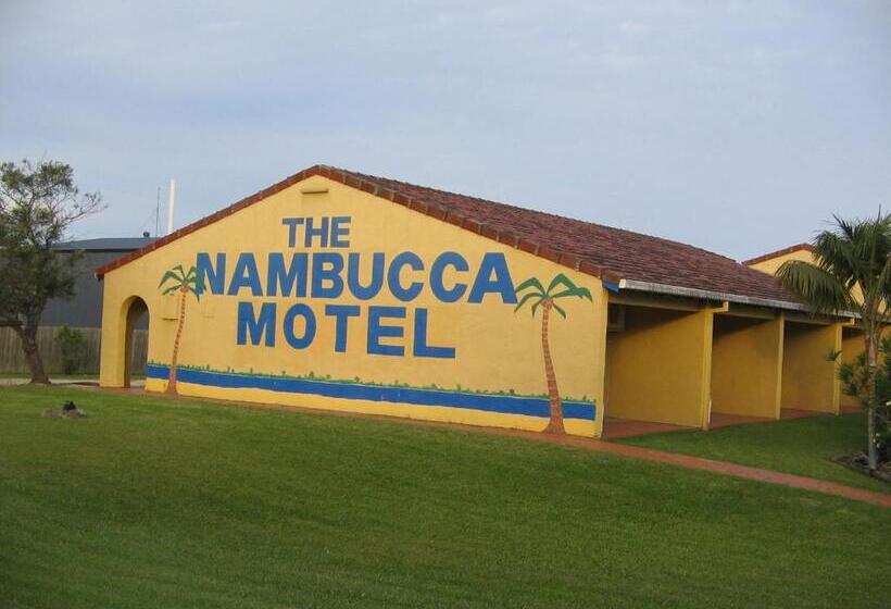 标准间带游泳池, The Nambucca Motel