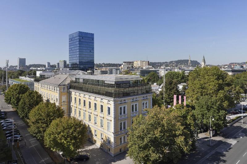 Номер Стандарт, Courtyard By Marriott Linz