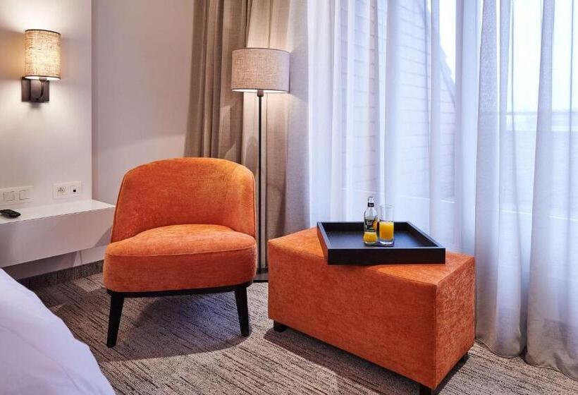 带大床的豪华间, Keizershof Hotel Aalst