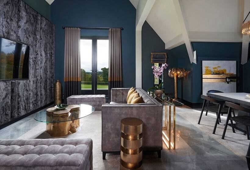 Президентский Люкс, Aldwark Manor Estate