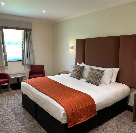 اتاق خانوادگی, Dragonfly Hotel King's Lynn