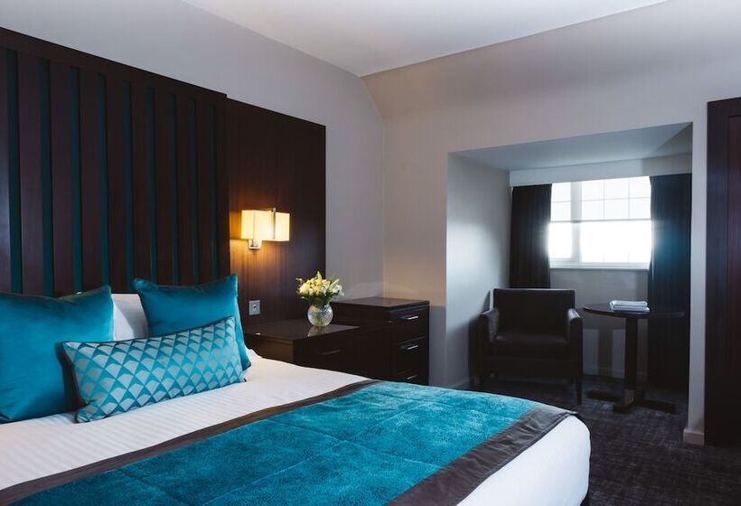 اتاق کلاسیک با چشم‌انداز دریا, Grand Jersey Hotel And Spa