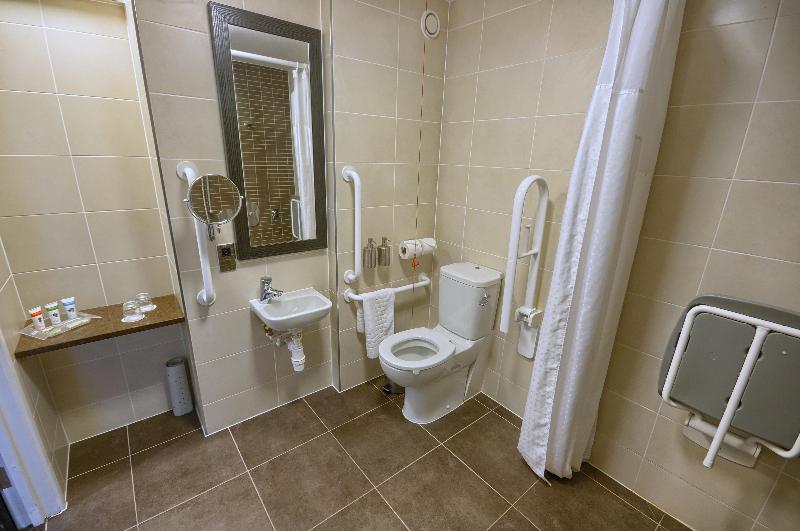 اتاق استاندارد برای معلولان, Holiday Inn London Gatwick   Worth, An Ihg