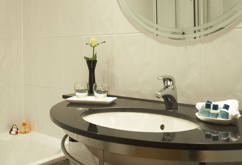 اتاق اجرایی, The Bull Hotel; Sure Hotel Collection By Best Western