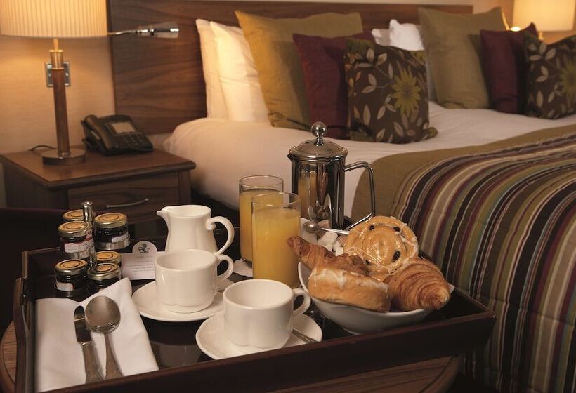 اتاق اجرایی, The Bull Hotel; Sure Hotel Collection By Best Western