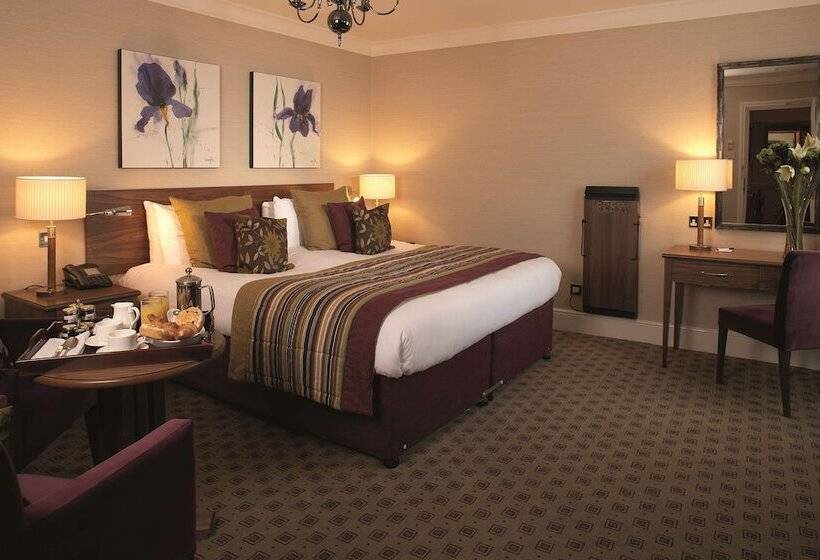 اتاق اجرایی, The Bull Hotel; Sure Hotel Collection By Best Western