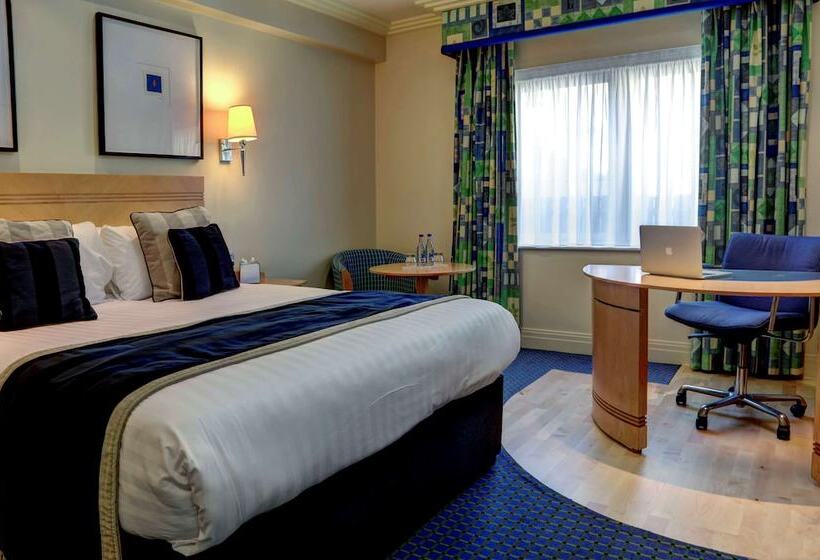 اتاق اجرایی, The Bull Hotel; Sure Hotel Collection By Best Western