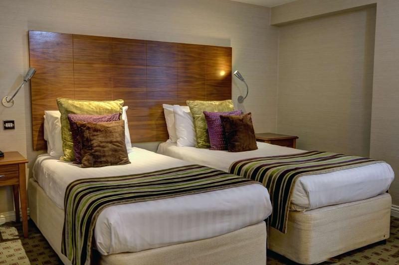 اتاق استاندارد, The Bull Hotel; Sure Hotel Collection By Best Western