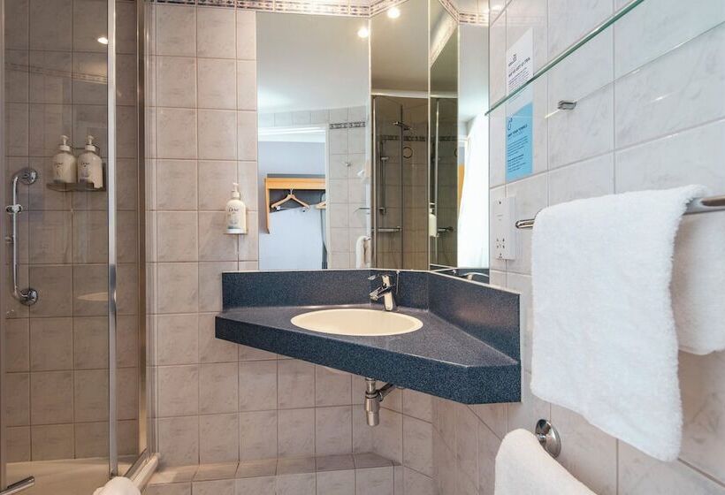 Номер Стандарт, Holiday Inn Express Warwick   Stratford Upon Avon, An Ihg