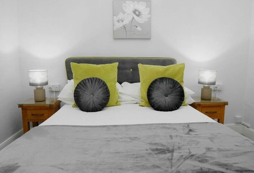 Quarto Superior, Norton House Hotel   Mumbles