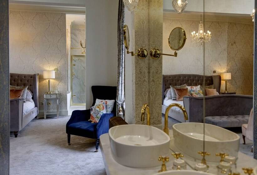 Полулюкс, Oaklands Hall Hotel Sure Hotel Collection By Best Western
