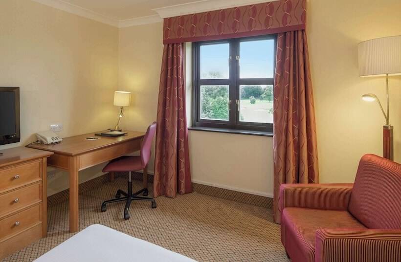 Номер Стандарт Двуспальная Кровать, Hilton Puckrup Hall Hotel & Golf Club, Tewkesbury