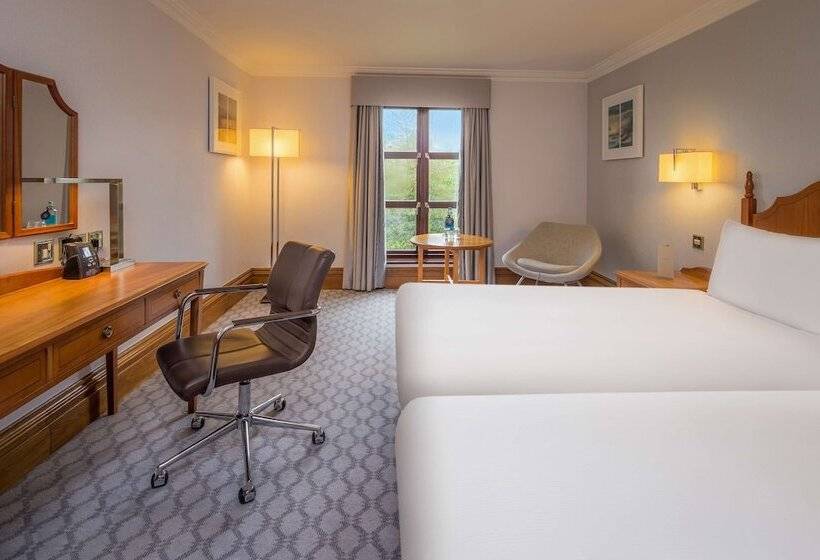 Семейный Номер, Hilton Puckrup Hall Hotel & Golf Club, Tewkesbury