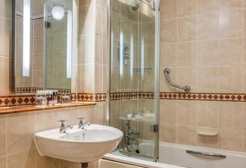 اتاق کلاسیک, Mercure Winchester Wessex