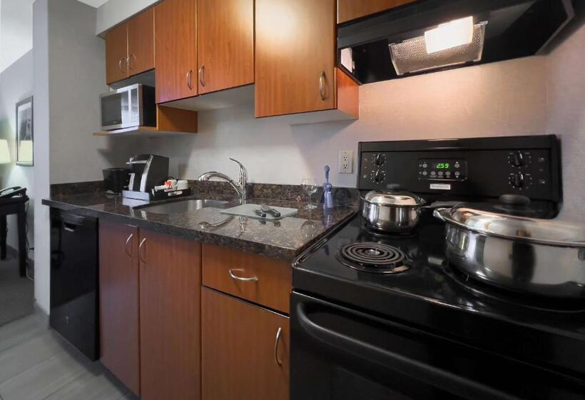 Escritório Premium, Coast Calgary Downtown Hotel & Suites By Apa