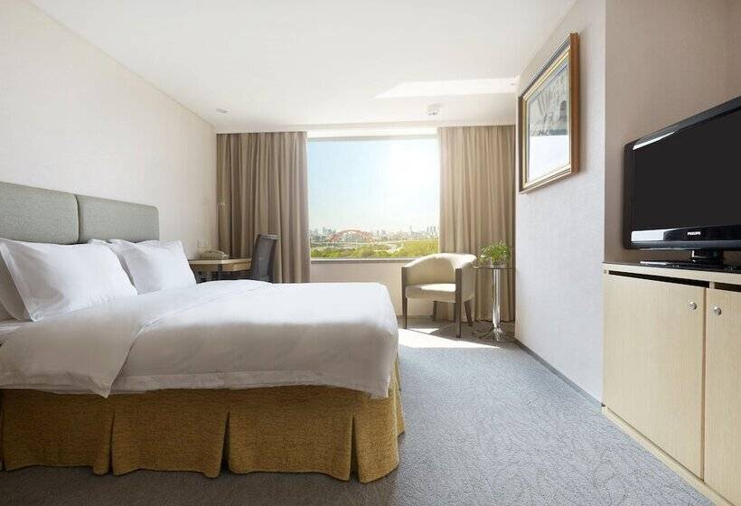 프리미엄 룸 도시 전망, Holiday Inn Wuhan Riverside, An Ihg