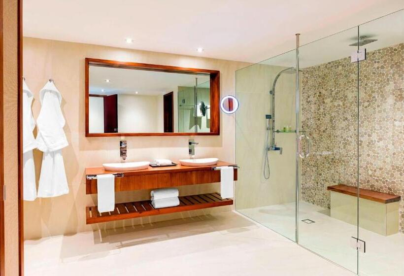 Люкс Кровать Кинг, The Westin Fiji Golf Resort & Spa