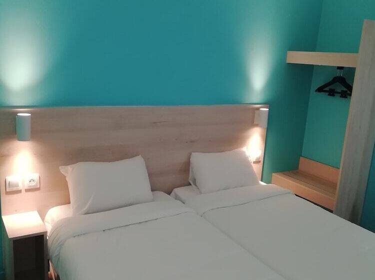 اتاق استاندارد, Kyriad Direct Dreux