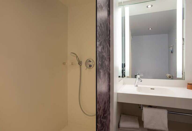 Классический Номер, Mercure Marseille Centre Vieux Port