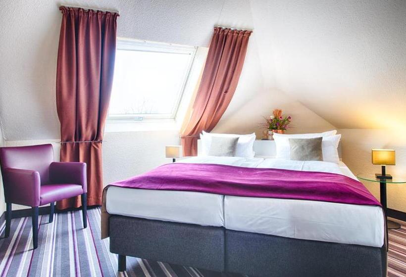 سوییت جونیور, Leonardo Hotel Mannheim Ladenburg
