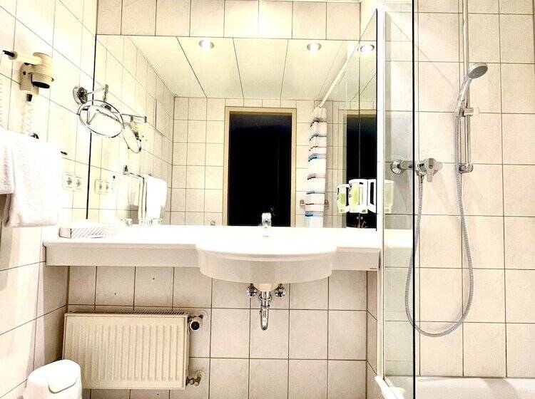 Номер Стандарт, Mercure Hotel Plaza Magdeburg