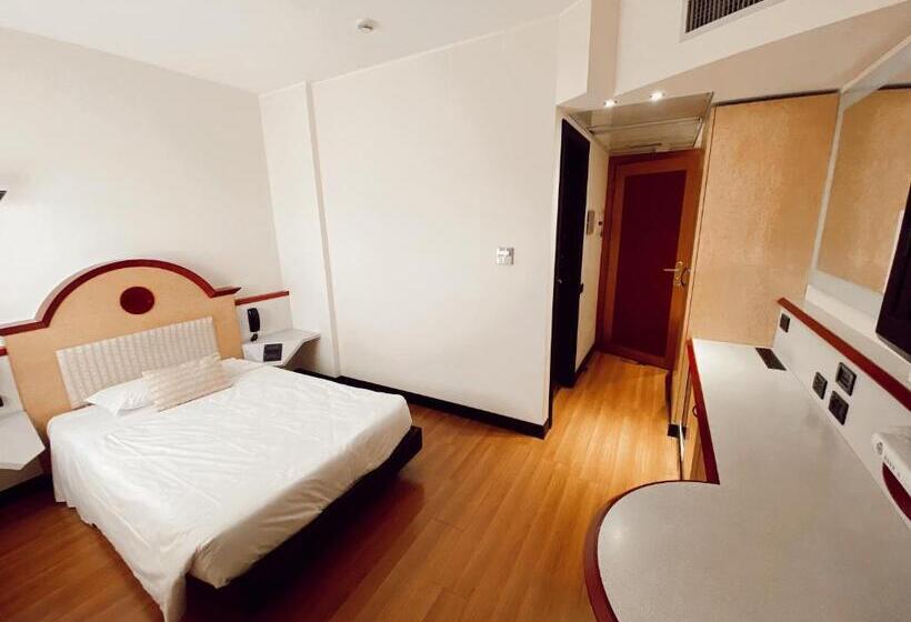 Номер Стандарт Индивидуальный, Best Western Hotel Solaf