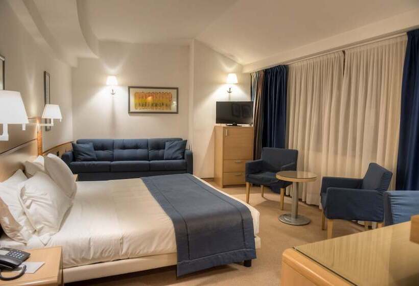 اتاق استاندارد سه نفره, Cardano Hotel Malpensa