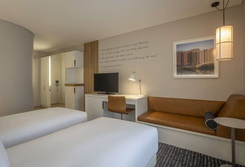 اتاق استاندارد, The Morrison Dublin, Curio Collection By Hilton