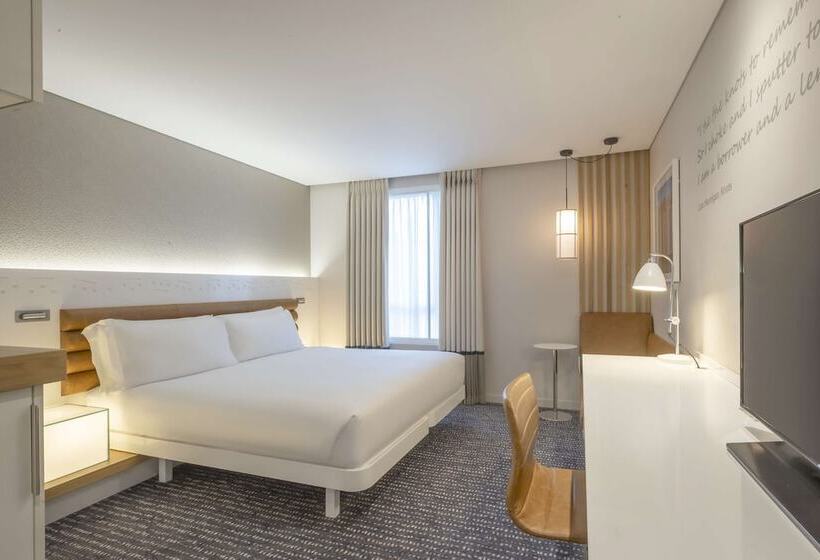 اتاق پرمیوم, The Morrison Dublin, Curio Collection By Hilton