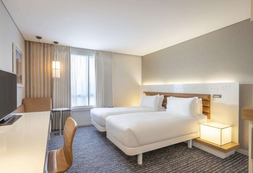 اتاق پرمیوم, The Morrison Dublin, Curio Collection By Hilton