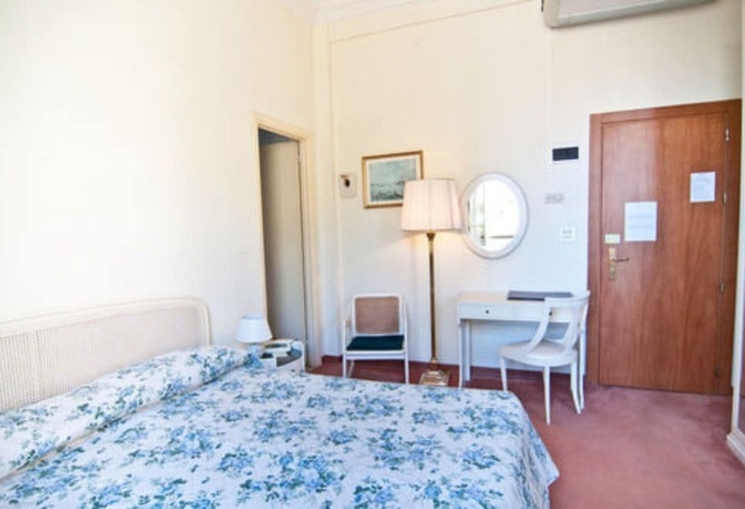 اتاق استاندارد, Grand Hotel De Londres