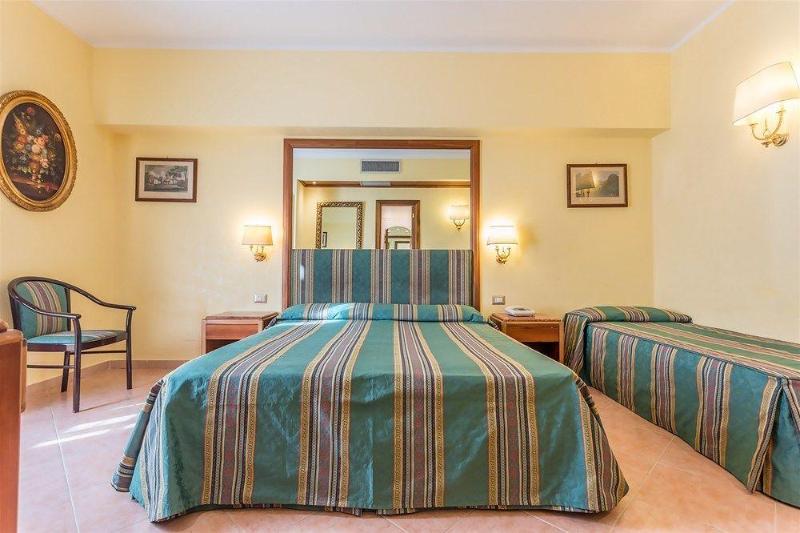 Habitación Economy, Regio