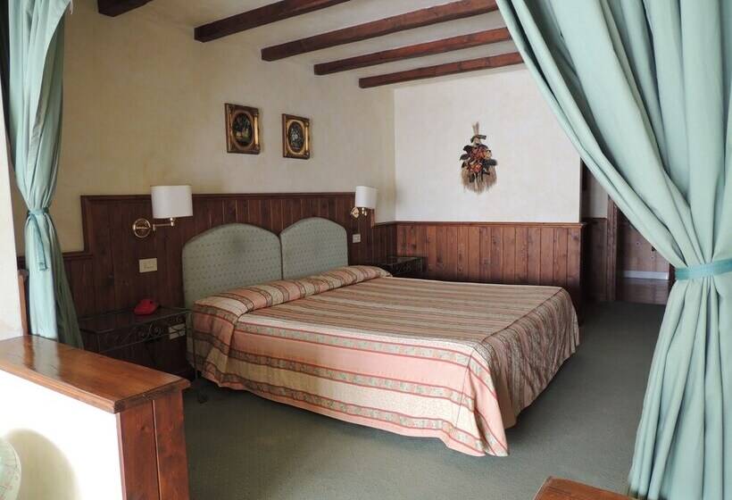 Люкс, Country Relais I Due Laghi