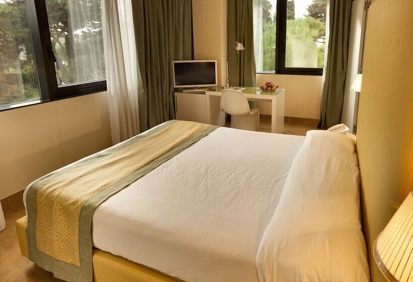 سوییت جونیور, Mercure Villa Romanazzi Carducci Bari